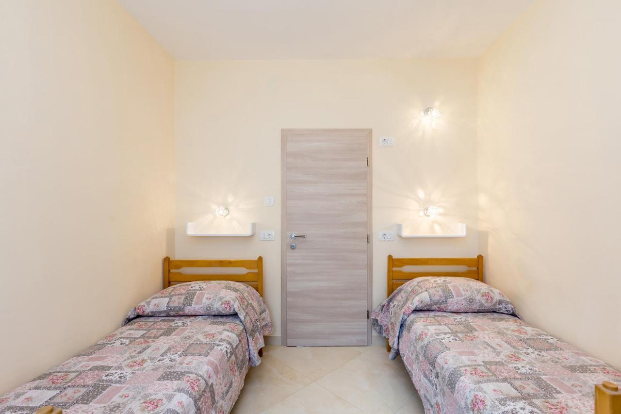 Apartman Vesna Malinska Exteriér fotografie